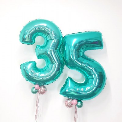 35green balloons